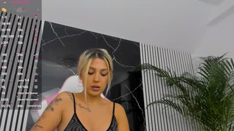 Thea online show from 09/17/25, 07:15