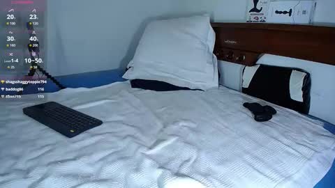 Snapshot of diamond_black00 chatting on 03/13/26, 11:50 MaSSimo online show from 03/13/26, 11:50