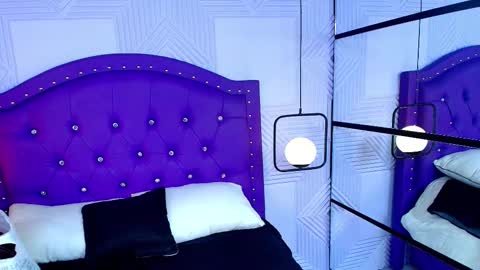 Camila and Megan online show from 01/13/26, 11:04