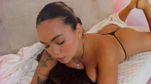 diamond_canela online show from 05/01/26, 12:26