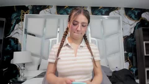 diamond_juliana_ online show from 05/16/26, 08:11