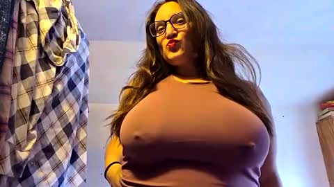 diamond_tease online show from 12/01/25, 08:47