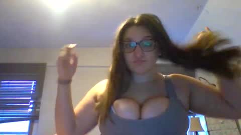 Snapshot of diamond_tease chatting on 05/09/26, 11:54 diamond_tease online show from 05/09/26, 11:54