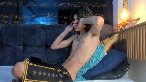 diamond_twink online show from 10/11/25, 07:45