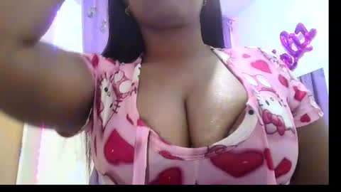 diamondd_gold online show from 06/23/26, 01:20