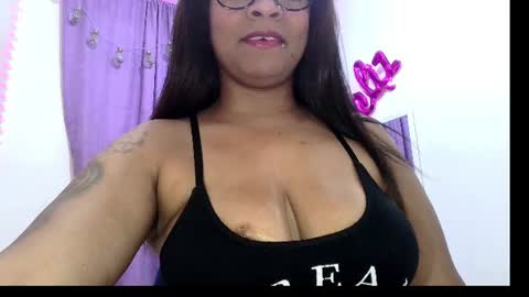 diamondd_gold online show from 07/06/26, 01:19