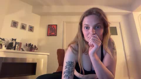 diamonddenisax online show from 04/18/26, 07:51