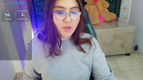 Snapshot of diamondfox_m chatting on 05/13/26, 11:07 Your Diamond online show from 05/13/26, 11:07