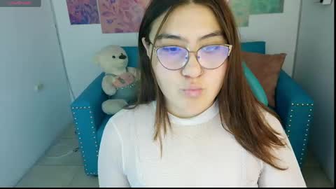 Snapshot of diamondfox_m chatting on 05/16/26, 10:01 Your Diamond online show from 05/16/26, 10:01