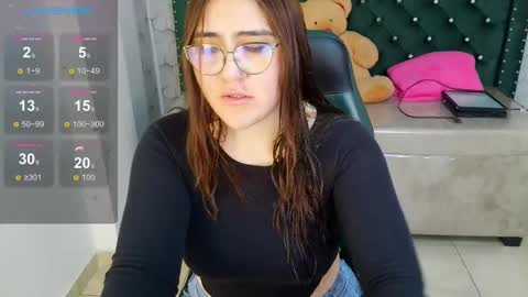 Snapshot of diamondfox_m chatting on 05/23/26, 11:03 Your Diamond online show from 05/23/26, 11:03