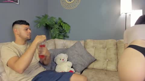 vanessa online show from 12/19/25, 08:27