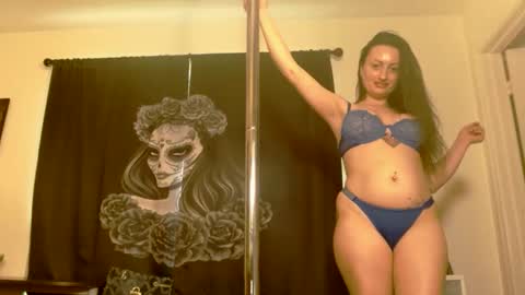 DiamondMonroeXo online show from 05/06/26, 05:51