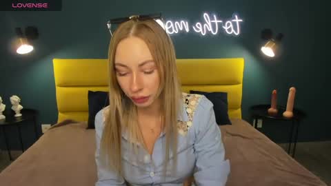 Diana  online show from 04/16/26, 08:48