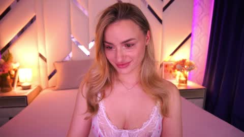 diana_nova online show from 05/08/26, 01:16