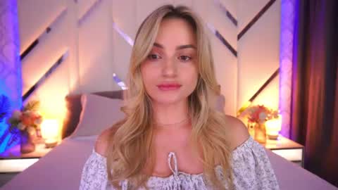 Snapshot of diana_nova chatting on 07/09/26, 12:53 diana_nova online show from 07/09/26, 12:53