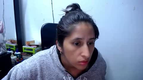 diana_rogu online show from 11/26/25, 06:03