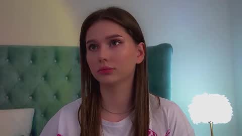 Diana online show from 11/05/25, 06:46