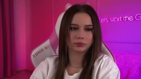 Snapshot of dianabecker chatting on 04/25/26, 01:41 Diana online show from 04/25/26, 01:41