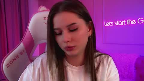 Snapshot of dianabecker chatting on 04/28/26, 02:38 Diana online show from 04/28/26, 02:38