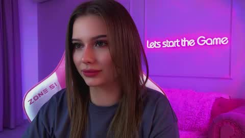Snapshot of dianabecker chatting on 05/10/26, 06:13 Diana online show from 05/10/26, 06:13