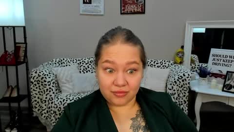 Diana online show from 05/16/26, 05:23