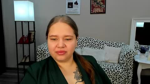 Diana online show from 05/17/26, 05:27