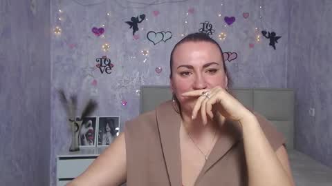 Diana online show from 03/09/25, 10:08