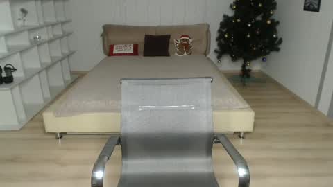 Diana online show from 01/08/26, 01:02