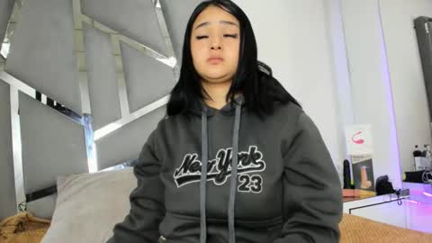 dianarous online show from 09/29/25, 05:12