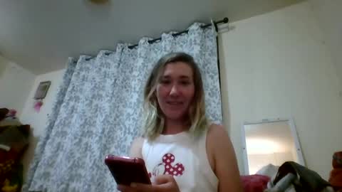 Snapshot of dianarussell864 chatting on 07/03/26, 07:26 dianarussell864 online show from 07/03/26, 07:26