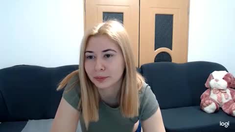 Snapshot of dianasmiey7 chatting on 02/03/25, 08:46 dianasmiey7 online show from 02/03/25, 08:46
