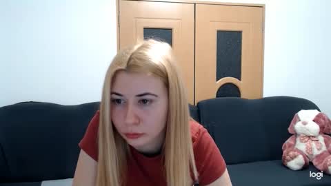 Snapshot of dianasmiey7 chatting on 02/05/25, 06:59 dianasmiey7 online show from 02/05/25, 06:59