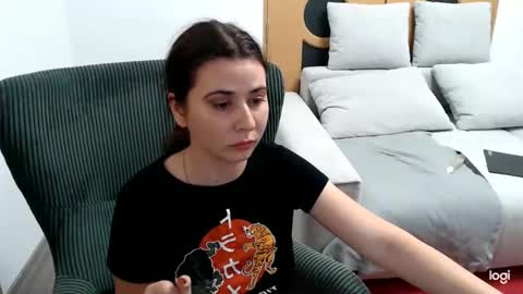 dianasmiey7 online show from 11/08/25, 08:07