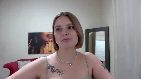 Diane Mills online show from 02/01/25, 03:07