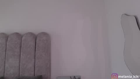 Melania   -    online show from 01/09/25, 08:44