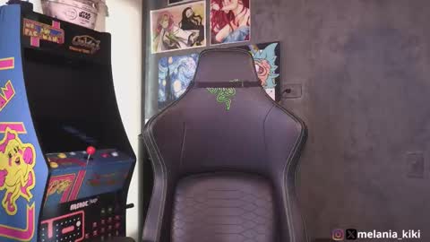 Melania   -    online show from 09/09/25, 10:20