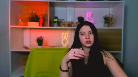 diara ti online show from 12/19/25, 07:21