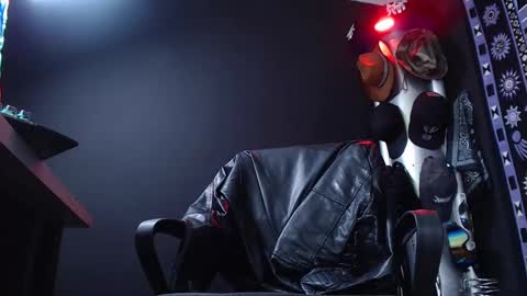 DICAPRIO online show from 03/05/25, 05:18