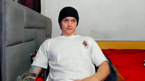 Snapshot of dick_demon_1 chatting on 05/30/26, 04:59 jhon online show from 05/30/26, 04:59