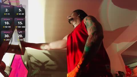 Snapshot of dickdamian_ chatting on 12/15/25, 04:28 Damin online show from 12/15/25, 04:28