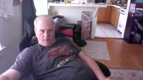 Snapshot of dickflasher5 chatting on 03/28/26, 06:51 Richard Fleischer online show from 03/28/26, 06:51