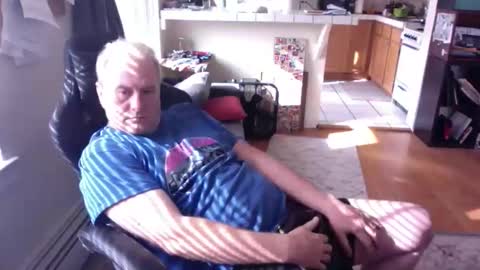 Snapshot of dickflasher5 chatting on 04/01/26, 02:47 Richard Fleischer online show from 04/01/26, 02:47