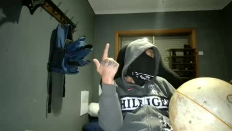 dickglass963231 online show from 05/14/26, 09:38