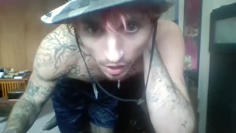 Snapshot of dickyxoxo chatting on 02/19/26, 08:38 Dicky Nelson online show from 02/19/26, 08:38