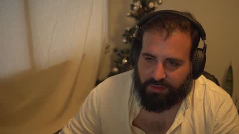 Snapshot of dicristalino chatting on 12/04/24, 10:41 Cristian Dipolino online show from 12/04/24, 10:41