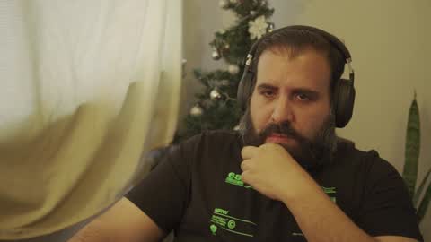 Snapshot of dicristalino chatting on 12/12/24, 09:37 Cristian Dipolino online show from 12/12/24, 09:37