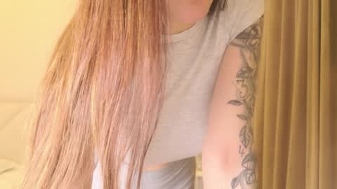 Snapshot of didiactive chatting on 02/17/26, 01:07 Didiactive online show from 02/17/26, 01:07