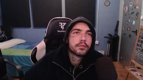 Snapshot of didismurf02 chatting on 03/22/26, 06:11 didismurf02 online show from 03/22/26, 06:11