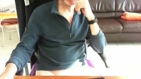 didonc from france..... online show from 03/01/26, 08:38