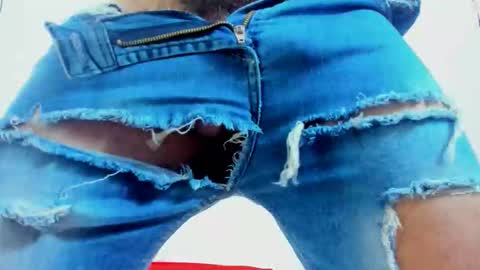 Diego online show from 10/22/25, 01:55